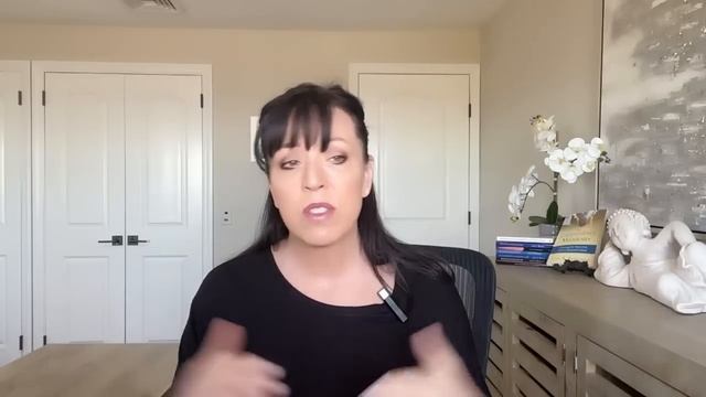 Nice Narcissists Use These Covert Mind Games to Keep You Confused смотреть онлайн