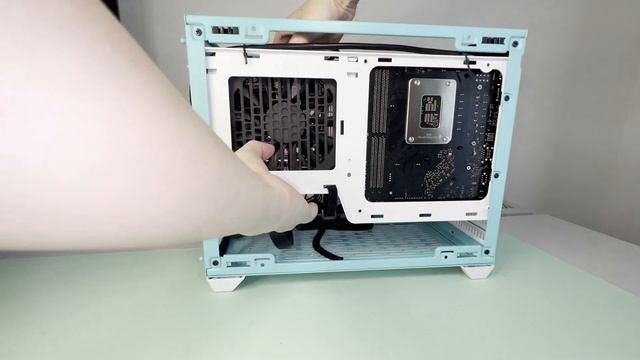 【自作PC】総額11万円台！初めての自作PCで珍しいトラブル発生するも、165FPS出たしこの4K動画作れたし、嬉しいしうれしい смотреть онлайн
