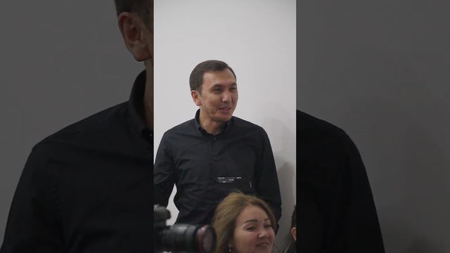 Отчетное видео того как на Кипре прошла моя презентация книги "21 секрет счастливого папы" смотреть онлайн