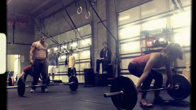 Practicing Snatches - 10 min AMRAP смотреть онлайн