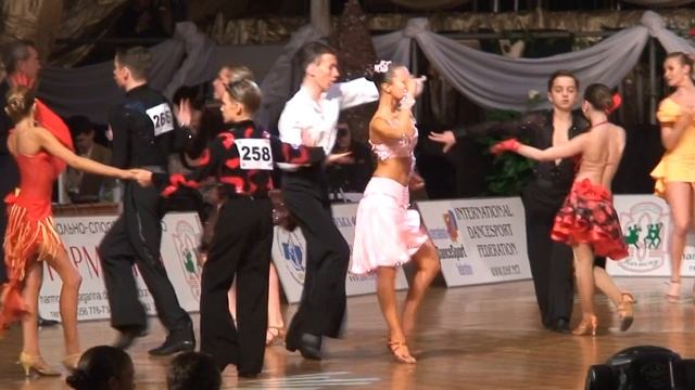 final latina Juniors 2 D смотреть онлайн