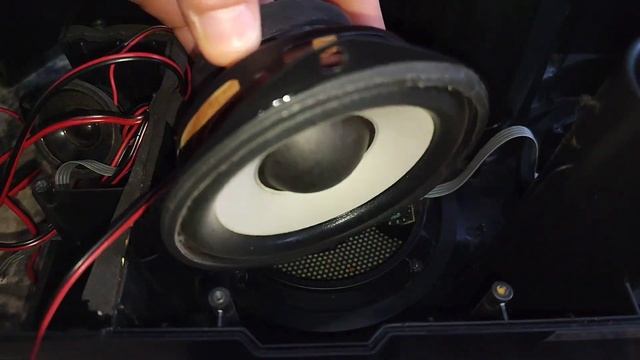 Teardown And Repair Of The ( Rebeltec Soundbox 460 ) Bluetooth Speaker