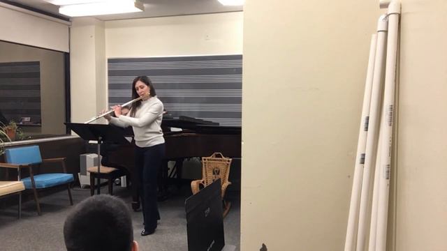 Taktakishvili - Sonata for Flute and Piano in C Major, mvts. 2 and 3 смотреть онлайн