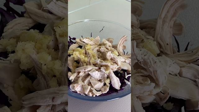 Салат з червоноголової капусти? #cooking #recipe смотреть онлайн