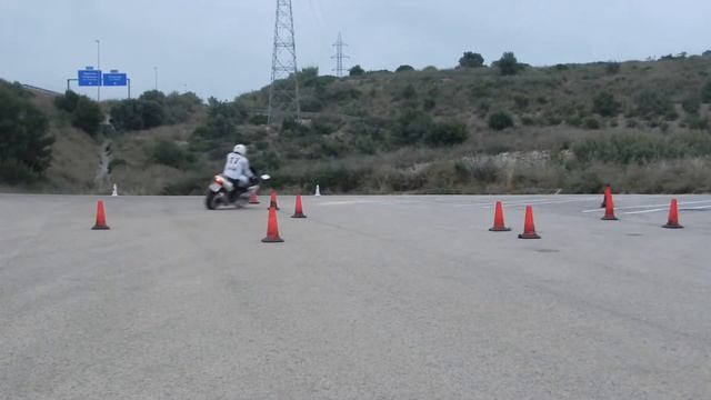 Gymkhana GP 2020 Stage 1 hector lobo / barcelona / honda CBR 600 F4 / heat 1 / 42 03 смотреть онлайн