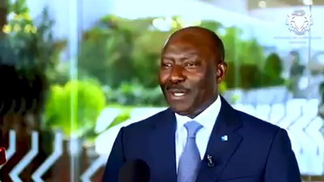 video : Gabon : Ali bongo : Audience accordée au PDG du groupe #BGFIBANK смотреть онлайн