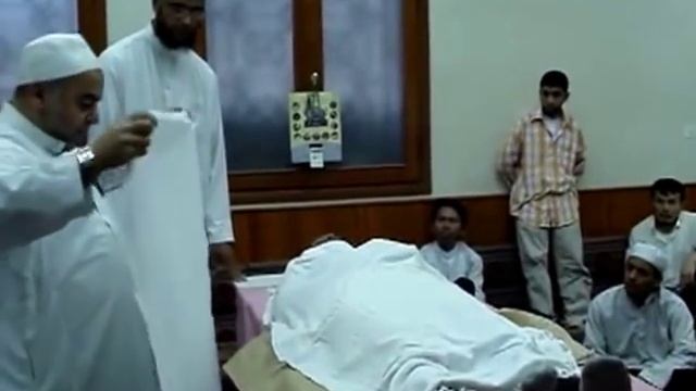 Обряд омывания покойного. смотреть онлайн