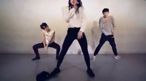 Сложный танец,но крутой :)