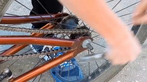 Натяжка цепи. Как натянуть цепь. Выпуск 1. TRUE RIDERS