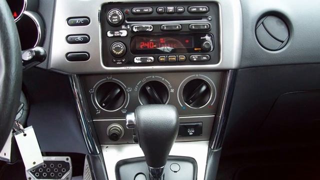 2003 Pontiac Vibe INSPECTED, CERTIFIED, WARRANTY! Hatchback смотреть онлайн