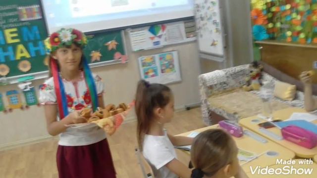 22 школа,1 сентября, 4 Б класс. смотреть онлайн
