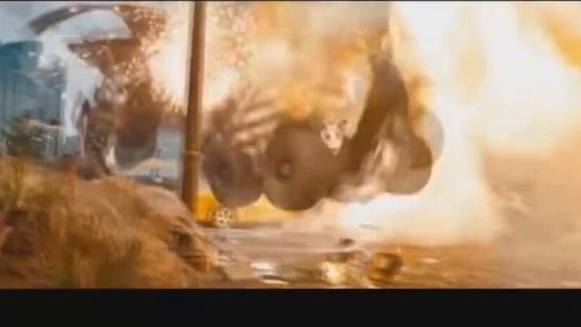 ПОЧЕМУ ОПТИМУС ПРАЙМ БЫЛ ТАКОЙ СЛАБ В ПЕРВОМ ФИЛЬМЕ смотреть онлайн