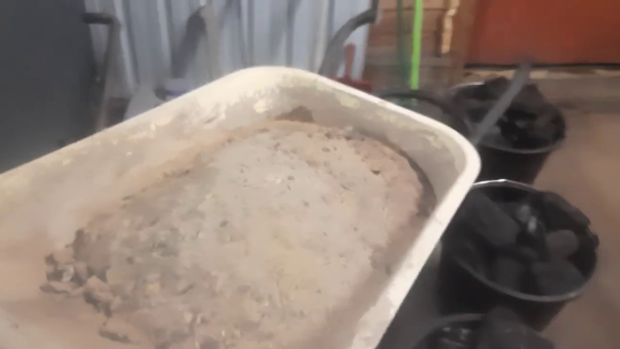 Котел наделка ко-60 после сильного мороза -40. Подкинули не тот уголь смотреть онлайн