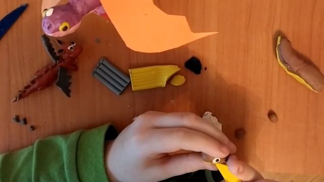 Как слепить Обычного садового или Коричного дракончика из мф "Как приручить дракона". смотреть онлайн