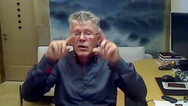 Bases 2016 Valery Uvarov & Sandra Daroy смотреть онлайн