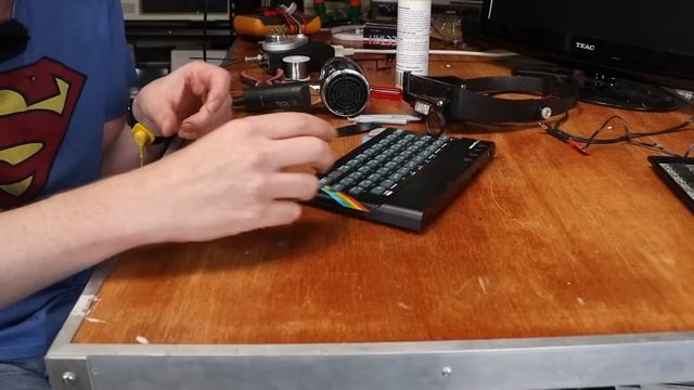 Fixing a special ZX Spectrum смотреть онлайн