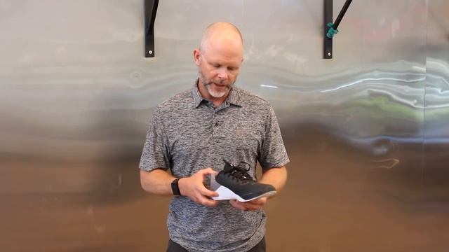 Nike Metcon 5 vs. NOBULL Trainer смотреть онлайн