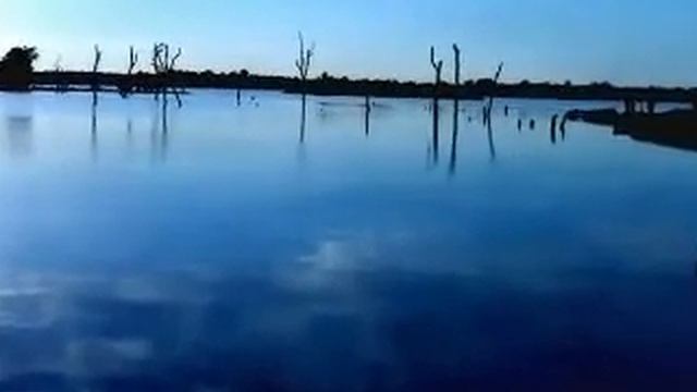 Mindmovie - Is It A Dream feat the Photographic Art of Mark Orr смотреть онлайн