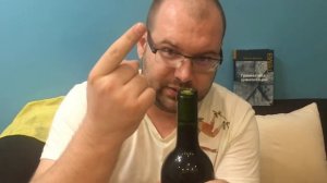 Как открыть бутылку вина без штопора