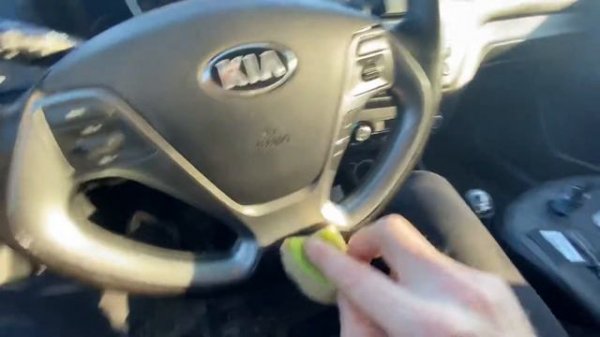 Как восстановить кожаный руль? Акриловая краска по ткани и коже TAIR