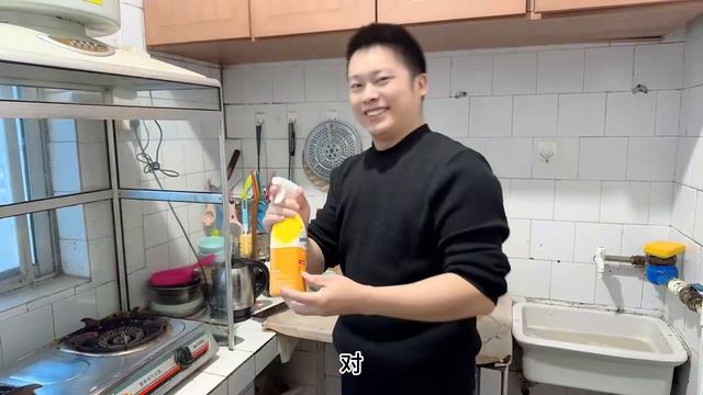 晴宝一岁弟弟又“闯祸”喽，把姐姐心爱之物摔成两半，爸妈也无奈 смотреть онлайн