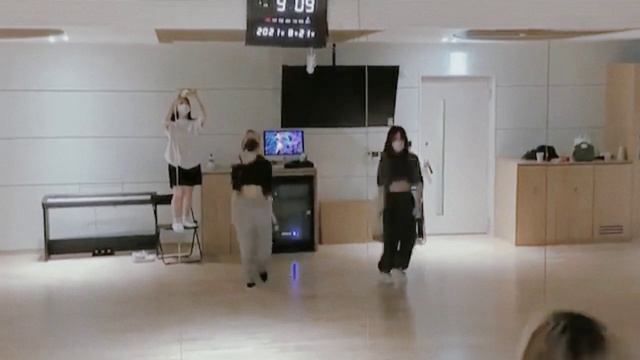 Ryujin And Yeji “You Right” By Doja Cat Dance Cover