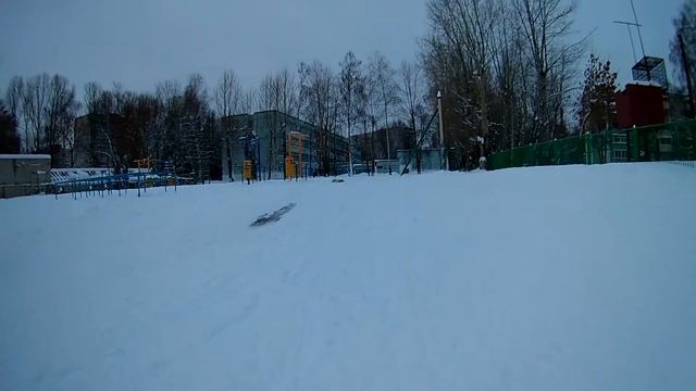 Снегоход RC 1\8  57-26см 3660 3800kv 60А 3S распечатан на 3д принтере идет модернизация.