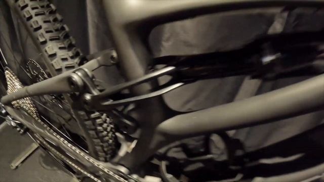 THE HUB BIKE SHOP BIKE CHECK SERIES : 2022 SPECIALIZED STUMPJUMPER COMP CARBON смотреть онлайн