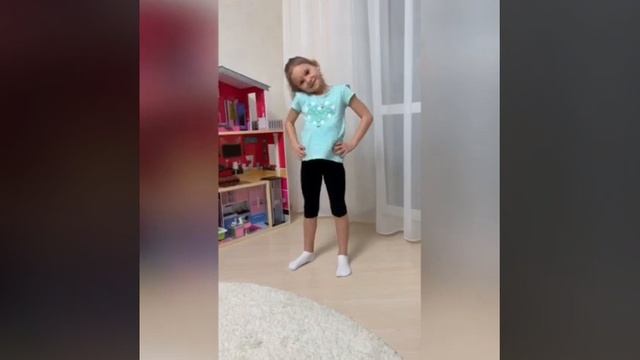 Группа «Веселые ребята» , МАДОУ «ЦРР –детский сад № 215 «Капельки солнца» смотреть онлайн