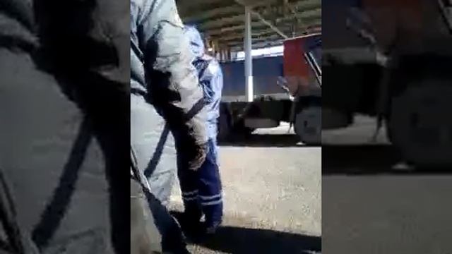 ДПС 17км от Волгограда КПМ, 28.02.2010 (2из2) смотреть онлайн