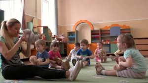 Физкультурное занятие в первой младшей группе