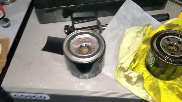 Mitsubishi Pajero 3.5 GDI (2002)Oil Change & Oil pan heater install! смотреть онлайн