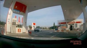 Оторвал шланг на АЗС «Лукойл» Старый Оскол
