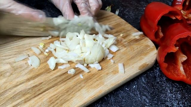 Очень быстро! Как приготовить фаршированые перцы в духовке. What's cooking смотреть онлайн
