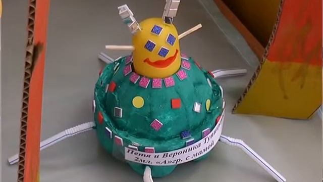 В продолжение космической тематики смотреть онлайн