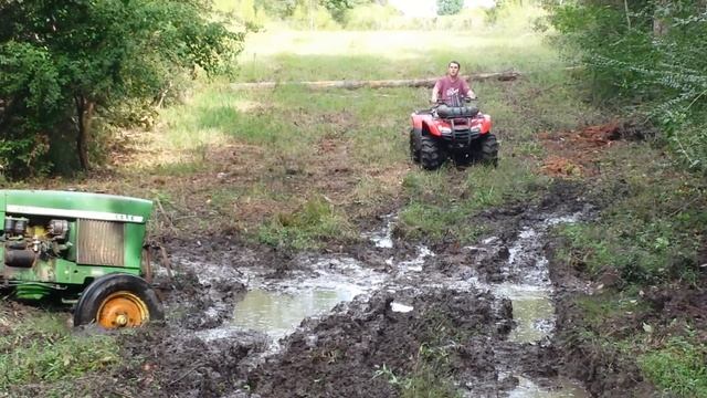 Honda Rancher 420 4x4 Muddin! Big gun exhaust смотреть онлайн