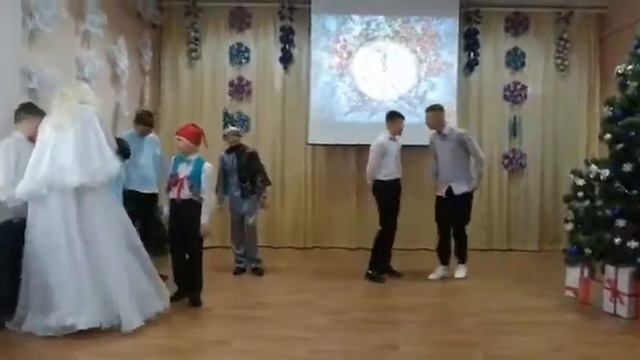 Танец сказочных персонажей смотреть онлайн