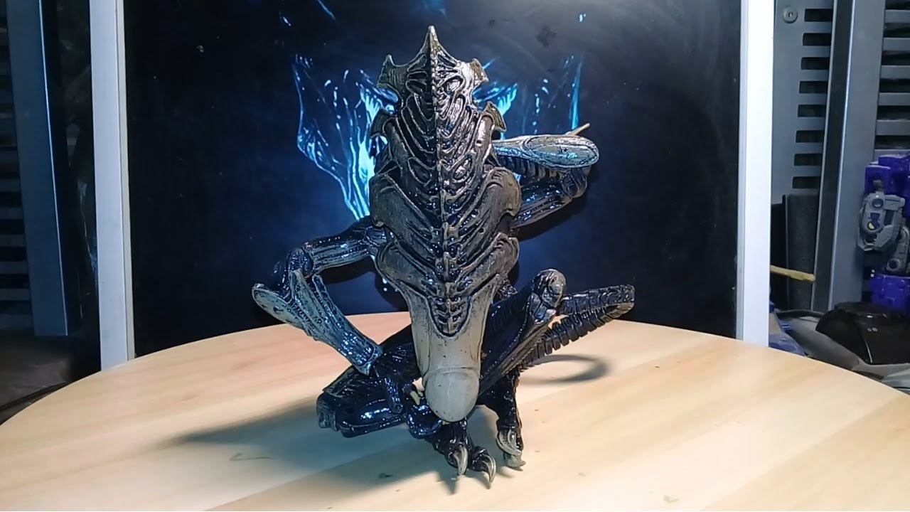 Trophy chase! 2021 Chrysalis Alien (realistic colour decor) from AVP arcade game by Neca. смотреть онлайн