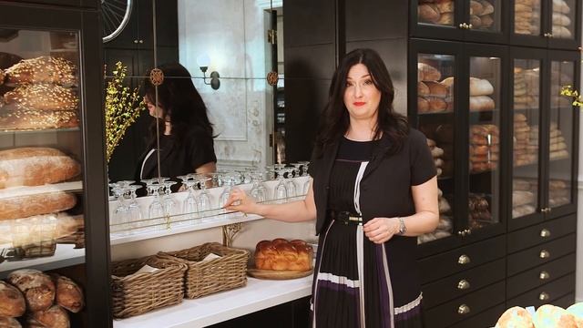 Parisian Kitchen Decor Inspiration | CBC Life смотреть онлайн