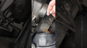 Peugeot пежо 308 замена лампочки габарита