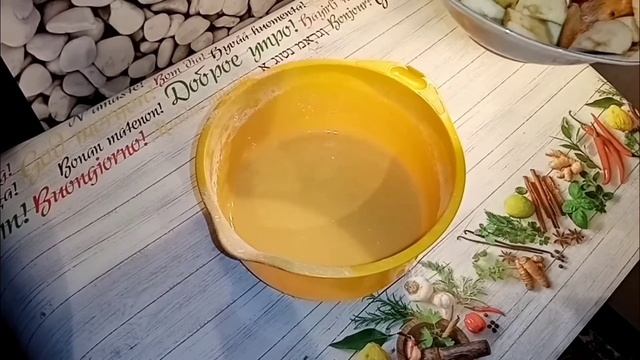 Яблочный пирог в мультиварке❤️ смотреть онлайн