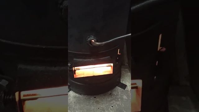 Печь на отработке и дровах. Продолжение в описание под видео! смотреть онлайн