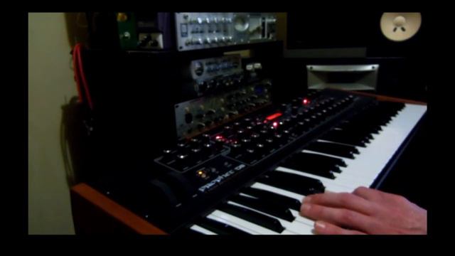 1 Minute Noodles pt.2 Prophet 08 + Eventide DSP7000 смотреть онлайн