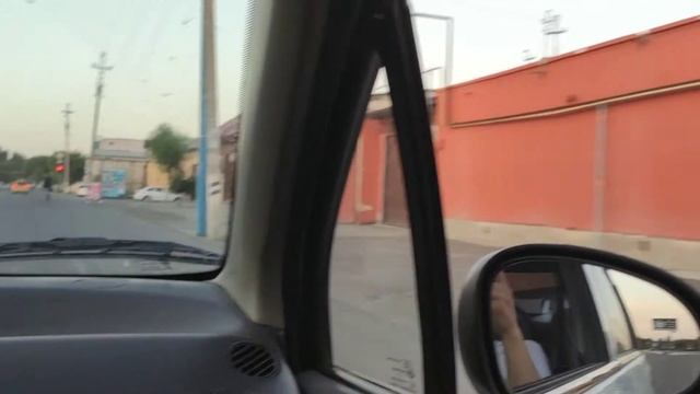 I am driving my Matiz alongside outskirts of Kokand , Uzbekistan . смотреть онлайн