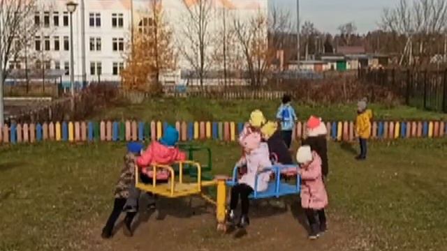 Карусель смотреть онлайн