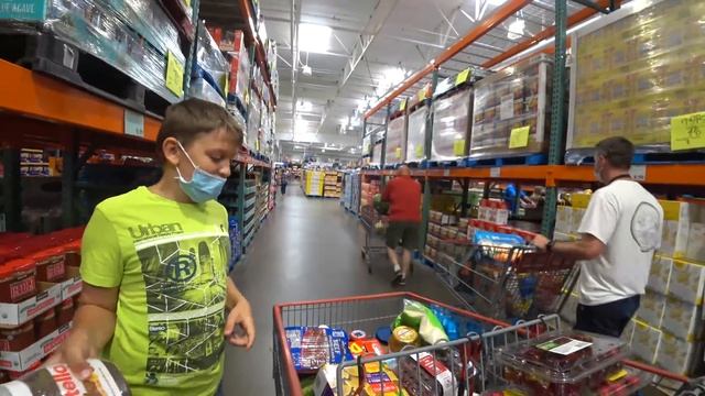США Влог / В Costco без мамы / Мальчики делают закупку продуктов для семьи