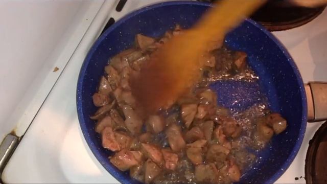 Как Вкусно Пожарить Печенку Индюшки. Очень Вкусная Печенка. Very Tasty Liver смотреть онлайн