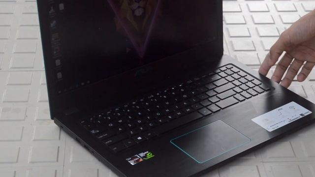 Asus F570 (Gaming Laptop) UNBOXING & Initial Impressions! Cheapest Gaming Laptop? смотреть онлайн