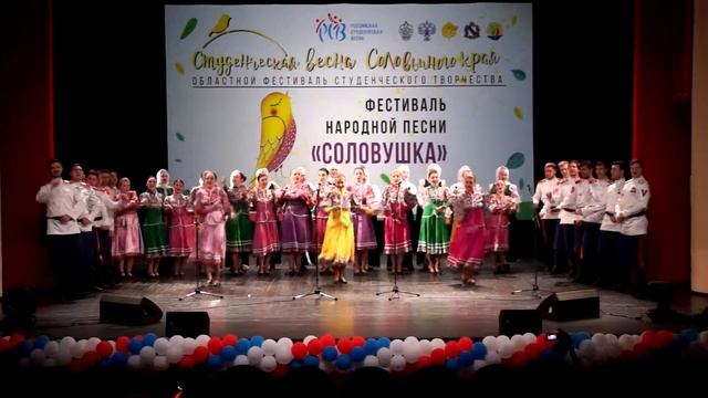 Народный хор "Соловейко" - Люблю я казаченьку смотреть онлайн