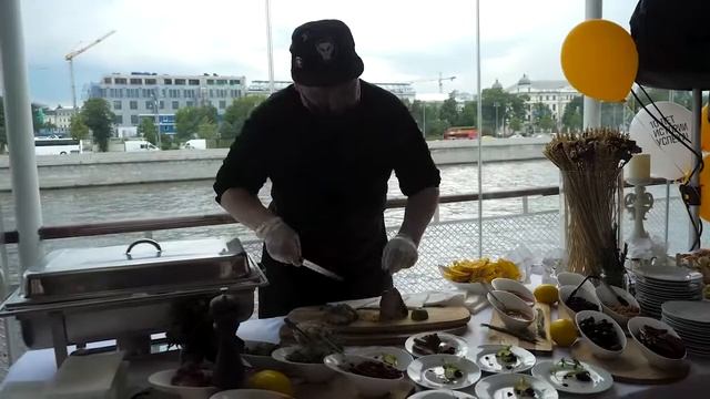 One Catering. Первая Кейтеринговая компания смотреть онлайн